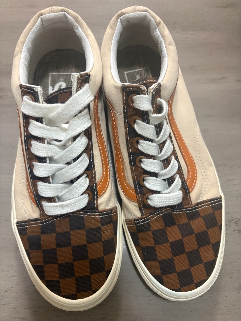 Vans Men's Beige and Brown Checkerboard Low-Top Sneakers